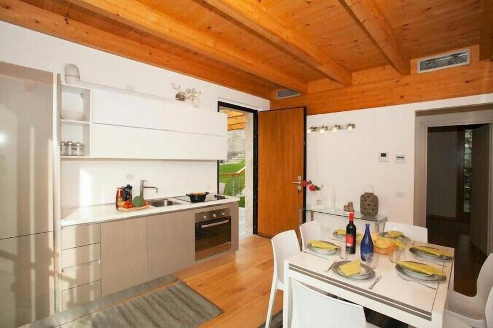 Paradiso Del Lago Orchidea 1 Bellano Exterior foto